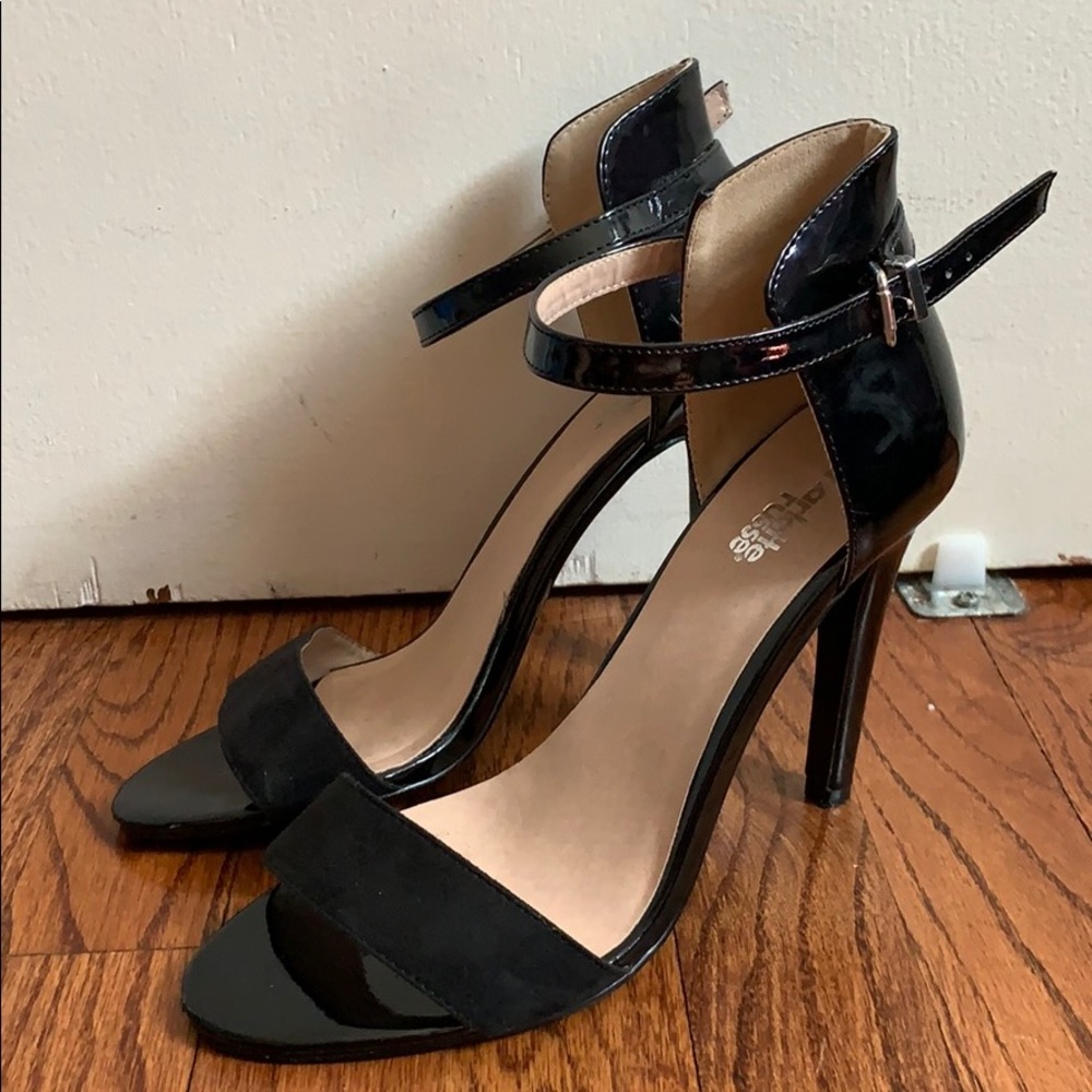 Black heels